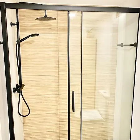 Gascona Centro Con Parking شقة