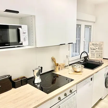 Gascona Centro Con Parking شقة